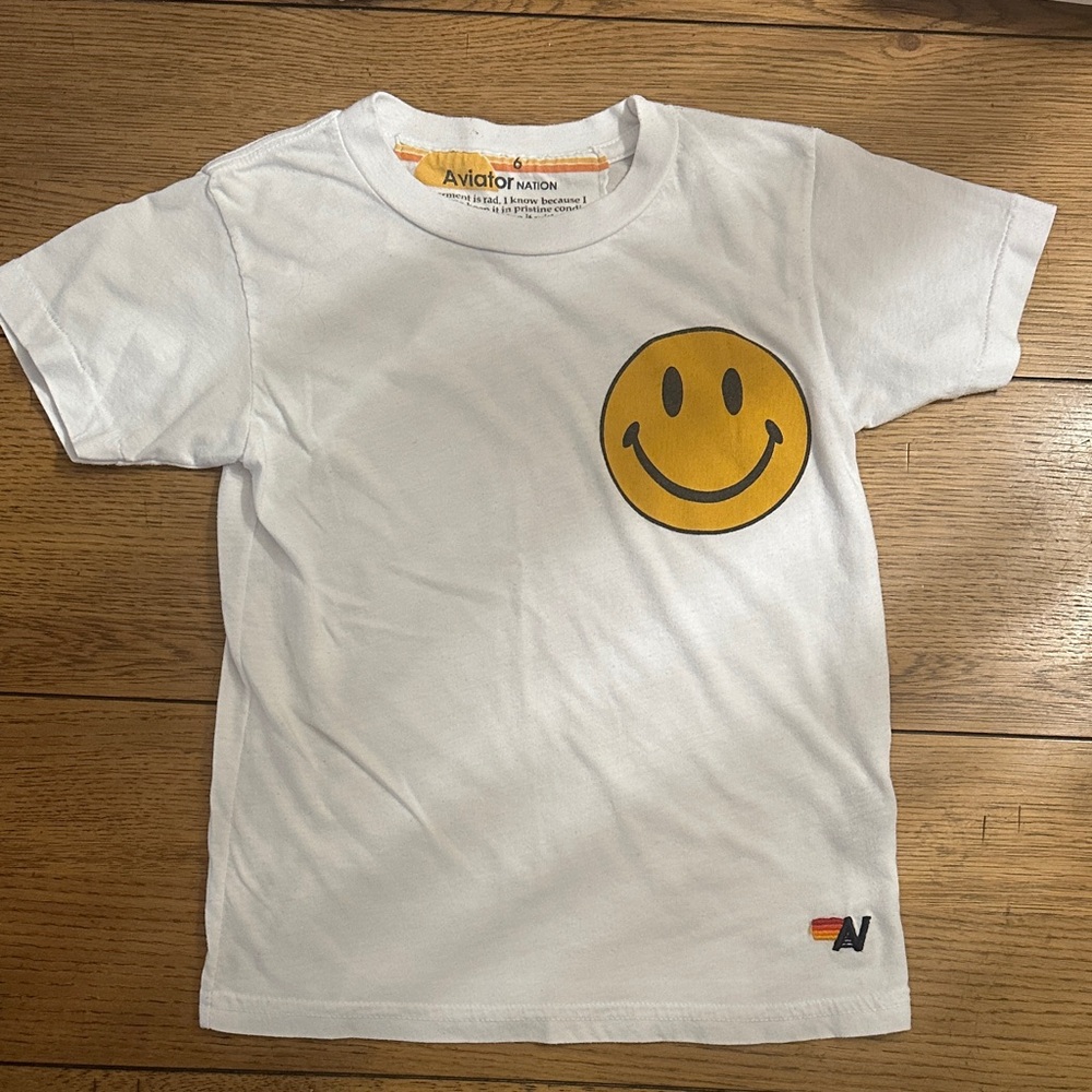 Aviator Nation Kids White Tee with Yellow Smiley Sz 6